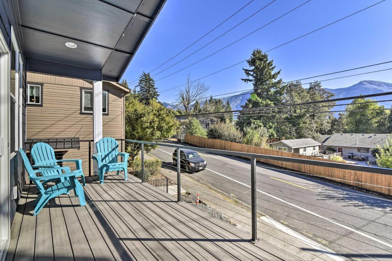 Stunning Stevenson Retreat With Mountain Views! Villa Exterior photo